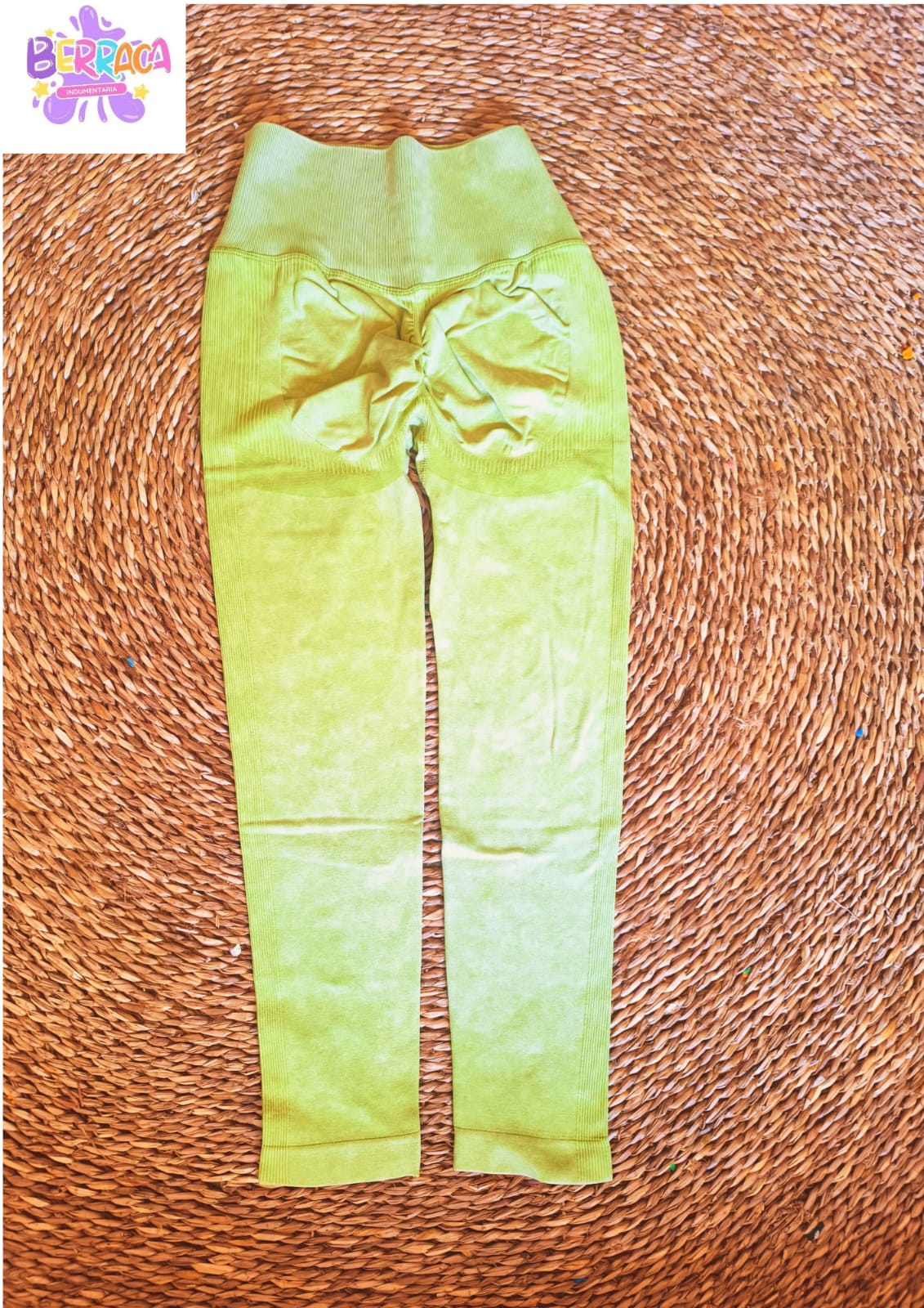 CALZA CON PUSH-UP DOBLE FAJA CORTE EN V